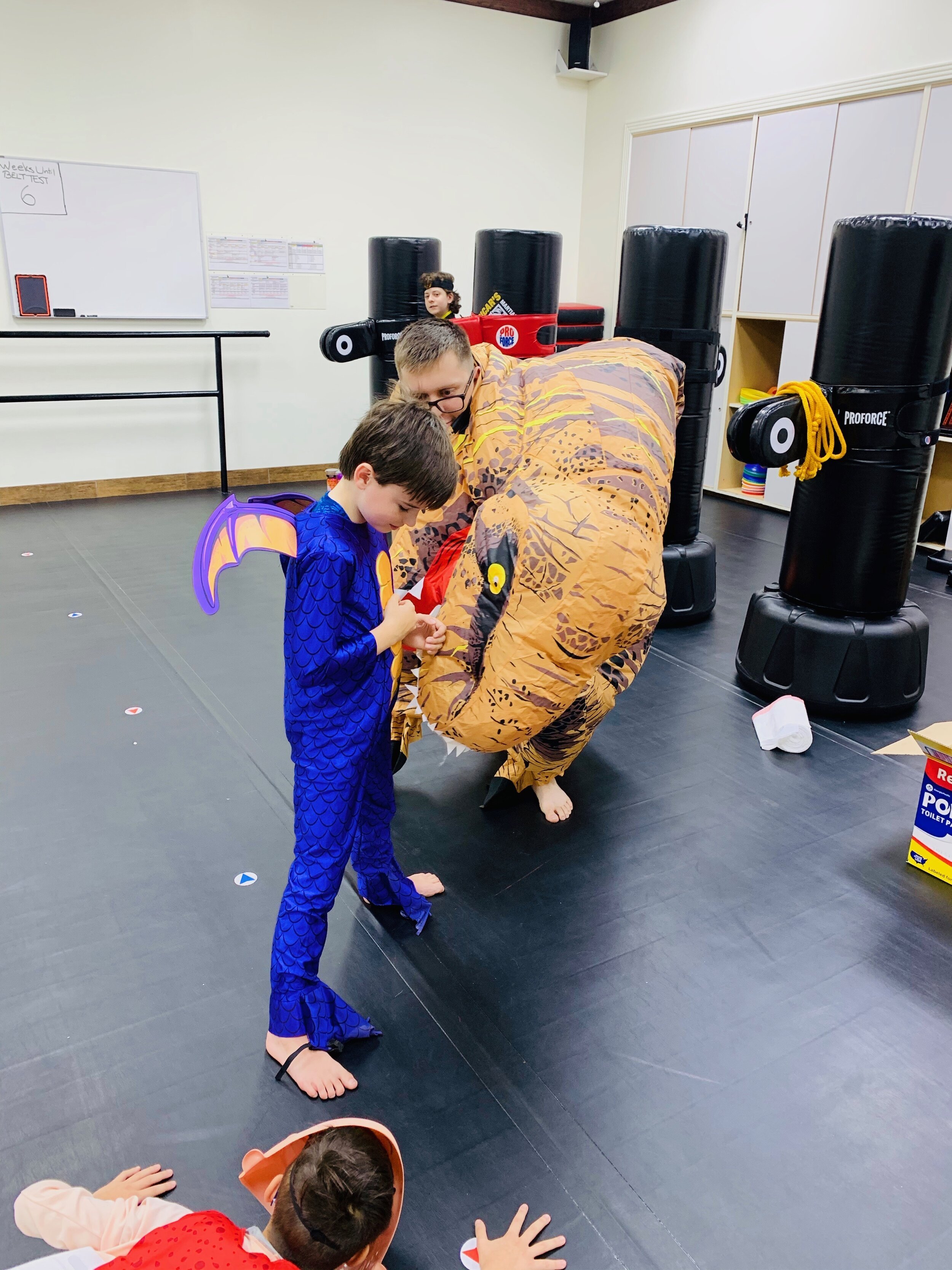 spicars-martial-arts-southlake-halloween-costume-party00033.jpeg