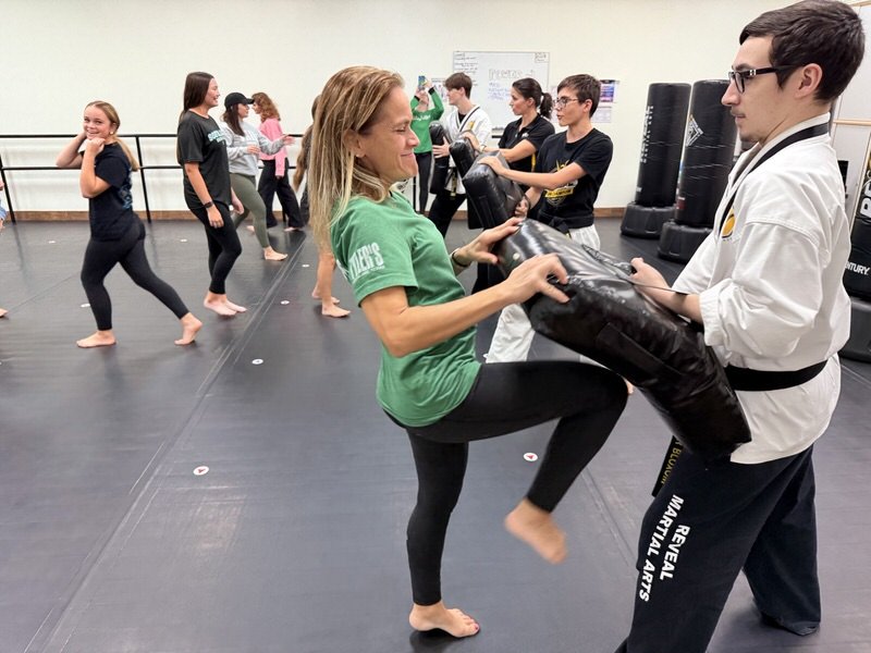 women-girls-self-defense-8.jpeg